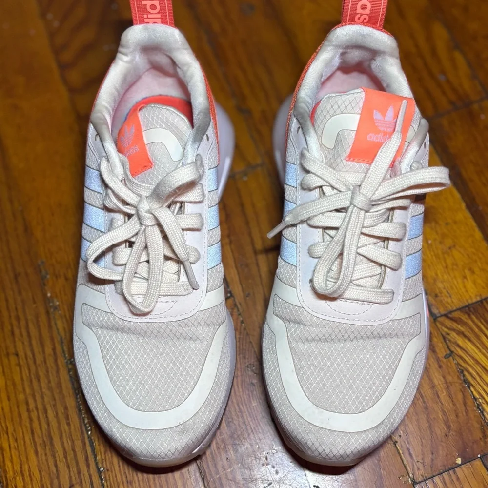 Adidas White and Orange Sneakers Modern Athletic Design